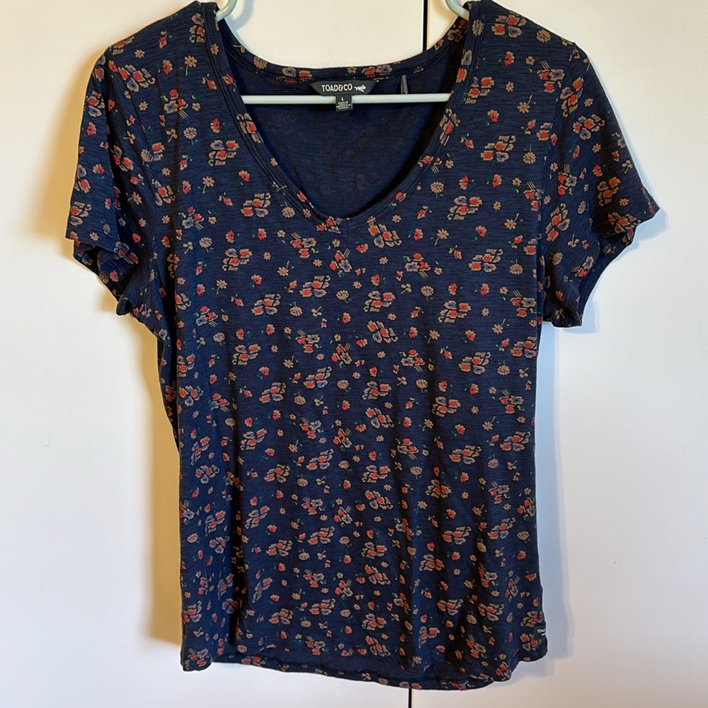 Toad & Co Marley Tee Navy with Floral Print